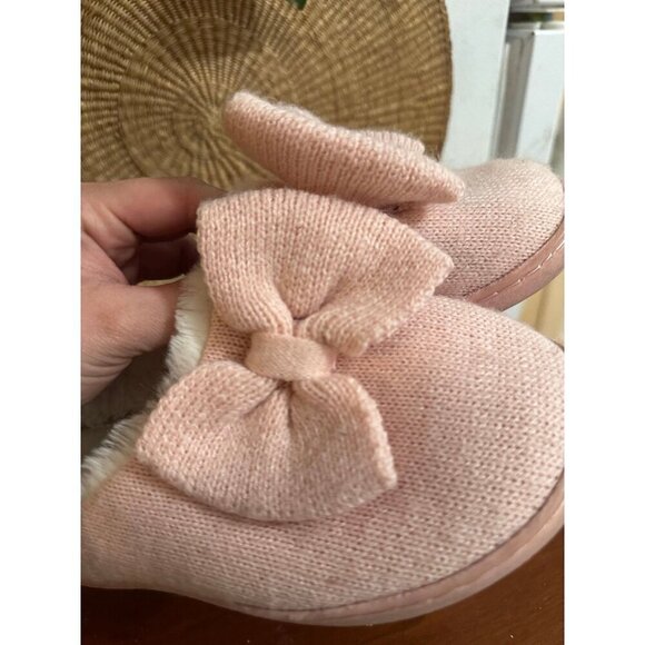 Aerosoles Pink Knit Slippers with Bow – Size Small (5-6) - Picture 11 of 12